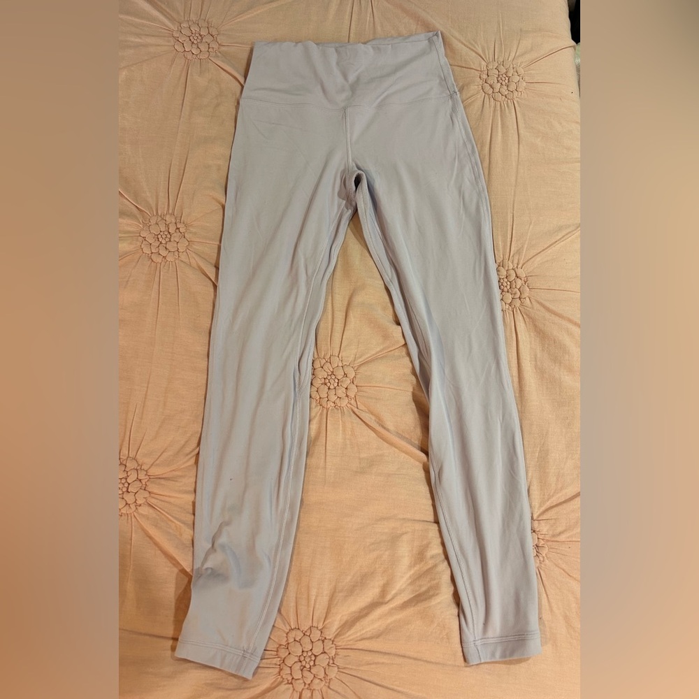 Lululemon size 8 lilac align leggings